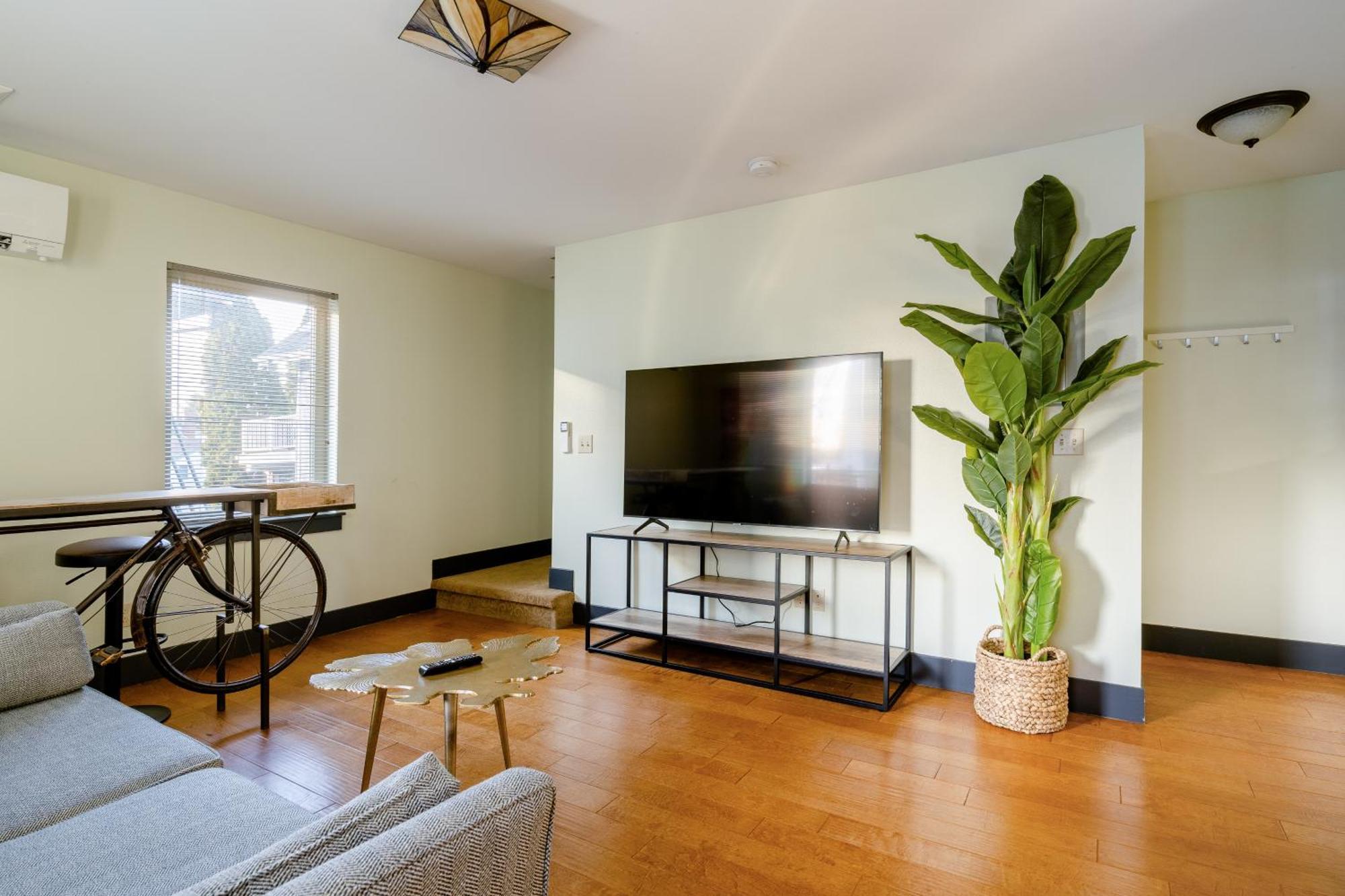 Stay Portland Collection - Color Splash Apartment In The Heart Of Portland Eksteriør billede